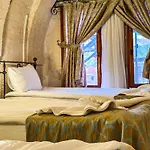 Nomads Cave & Rooftop Hotel Göreme