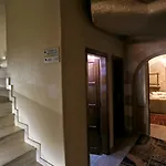 Hotel Nomads Cave & Rooftop 3*