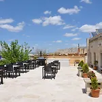 Nomads Cave & Rooftop Hotel 3*