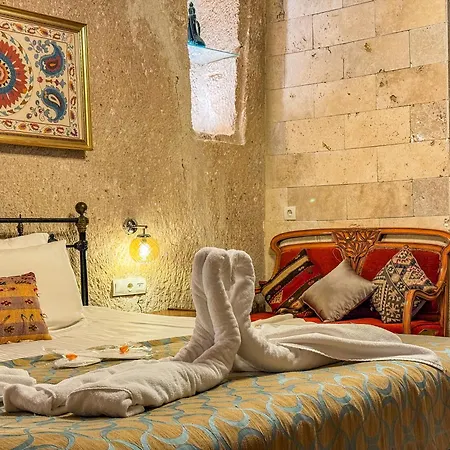 Nomads Cave & Rooftop Otel