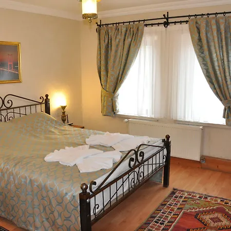 Otel Nomads Cave & Rooftop 3*