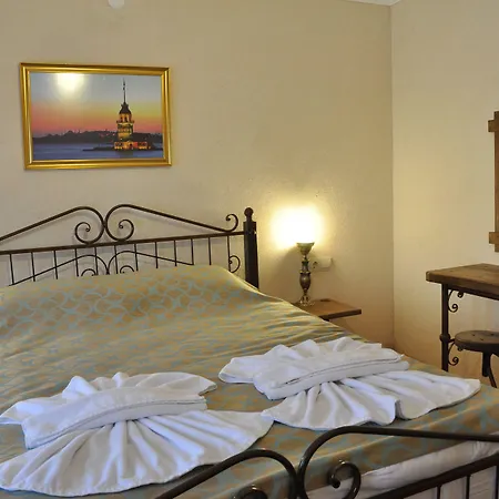 Otel Nomads Cave & Rooftop 3*
