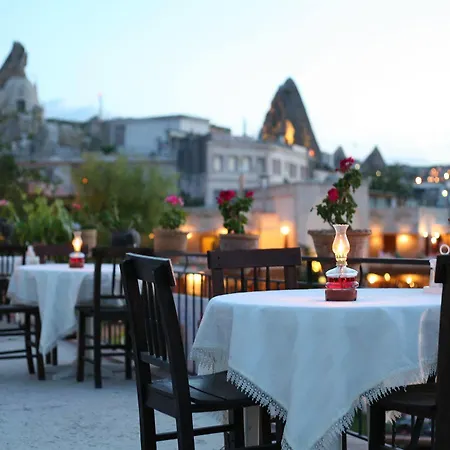Hotel Nomads Cave & Rooftop