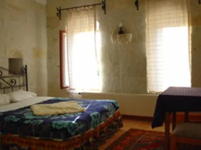 Nomads Cave & Rooftop Hotel