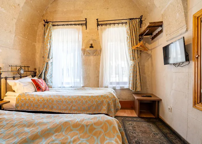 Nomads Cave & Rooftop Göreme