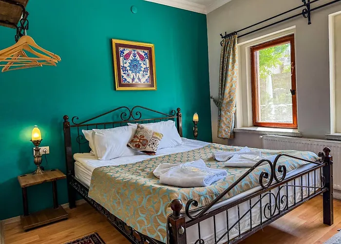 Nomads Cave & Rooftop Göreme