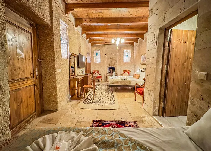 Hotel Nomads Cave & Rooftop 3*