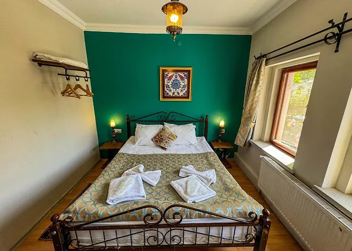 Nomads Cave & Rooftop Hotel 3*