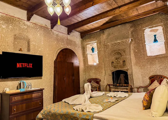 Hotel Nomads Cave & Rooftop 3*