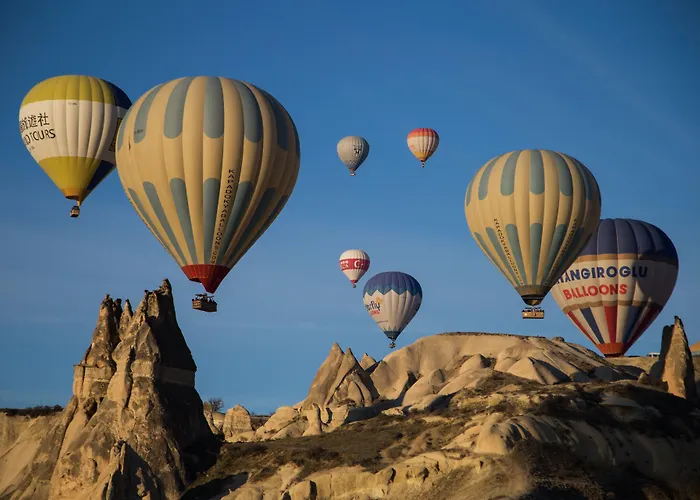 Nomads Cave & Rooftop