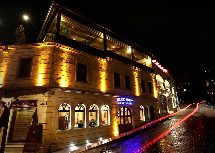 Nomads Cave & Rooftop Hotel 3*